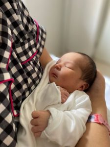 Родился первый ребенок, зачатый с помощью революционной технологии оплодотворения Fertilo