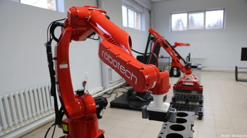Сколково покажет роботов, нейроимпланты, киберпротезы и 3D-биопринтер на ПМЭФ