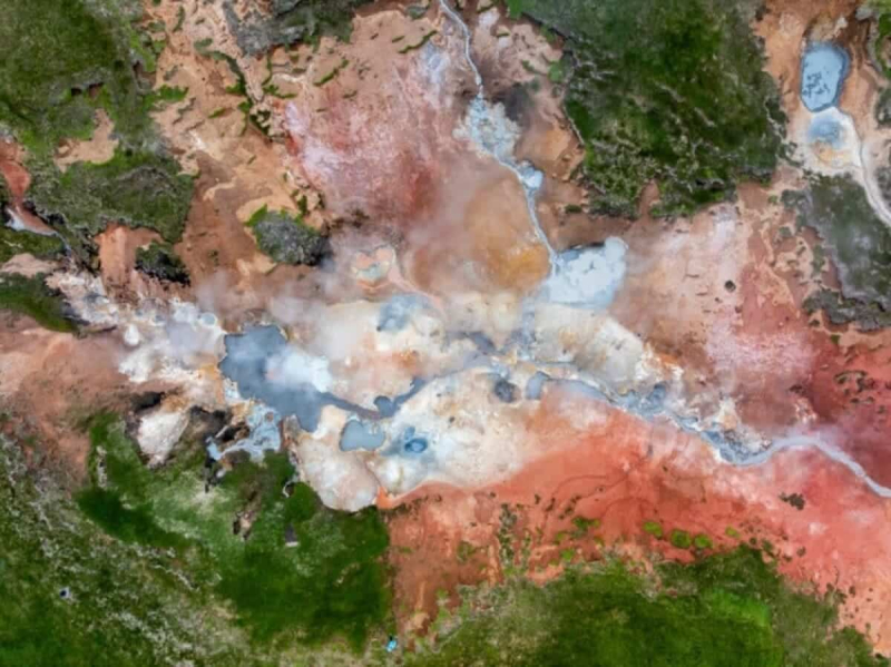 Фотограф запечатлел уникальный ландшафт Исландии