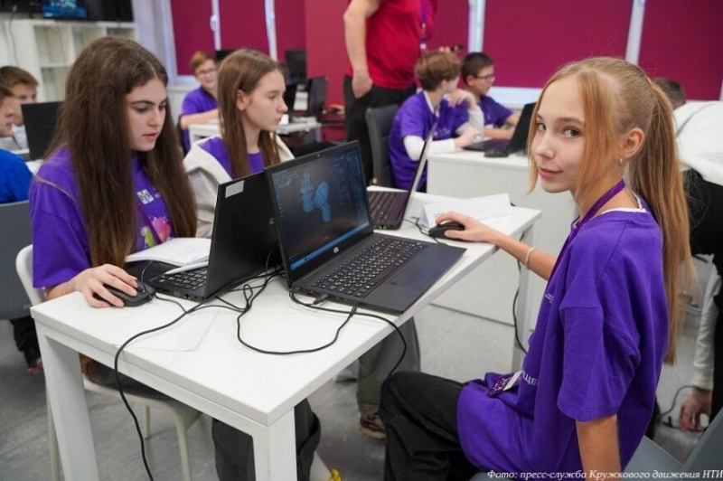 Более 1200 российских школьников стали призерами НТО Junior 2025